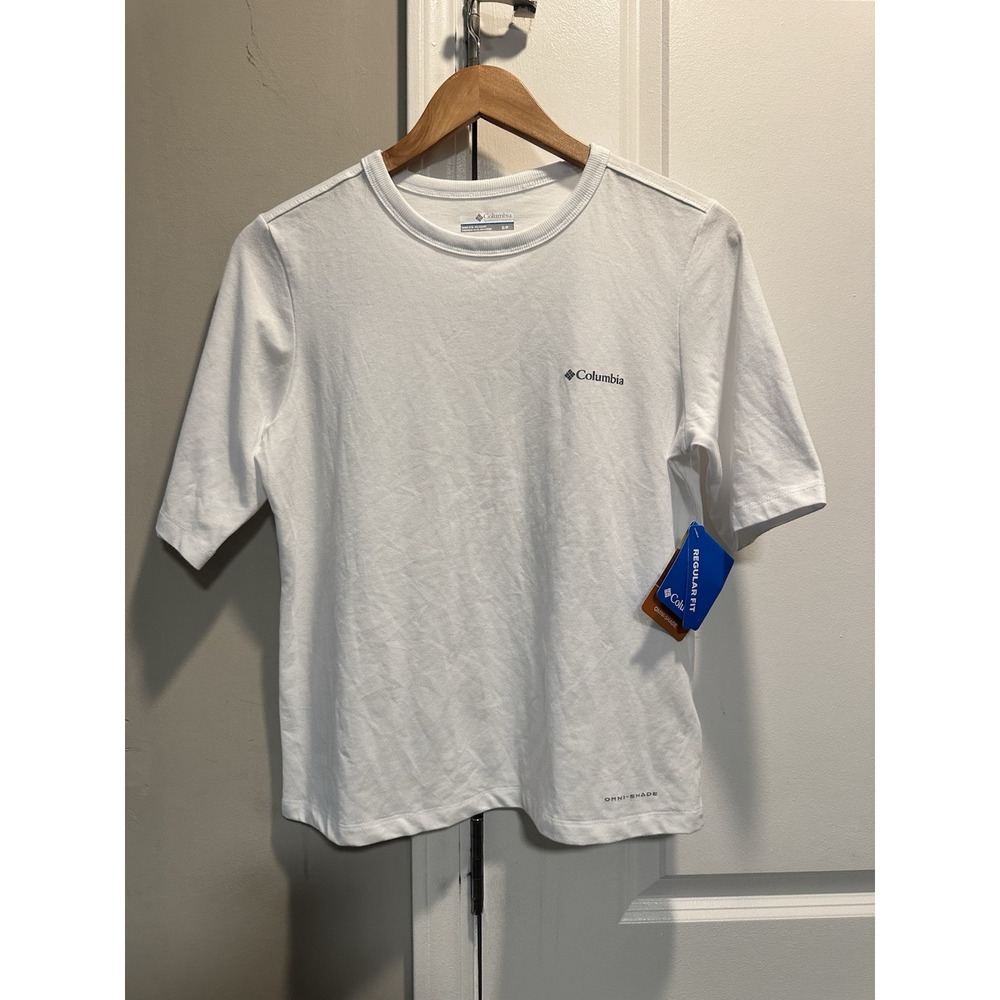 Columbia NWT White Tee Small‎
